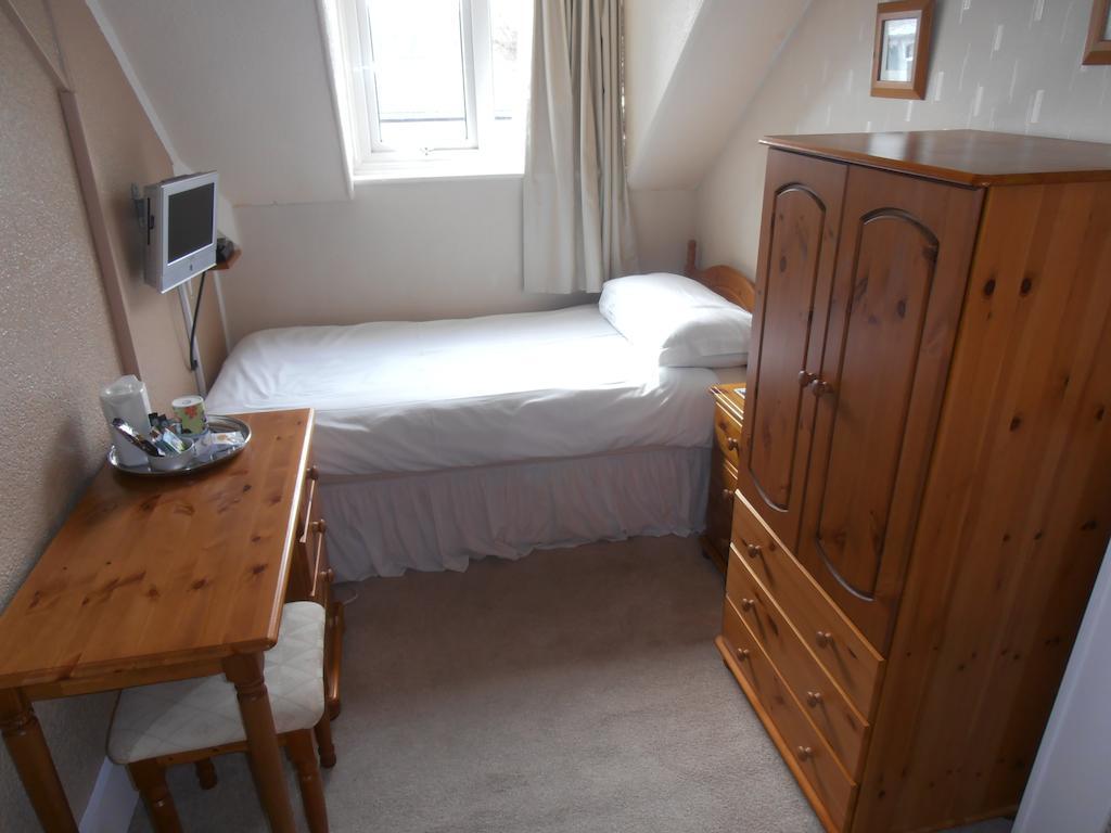 Meadowlea Guest House أوكيهامبتن الغرفة الصورة